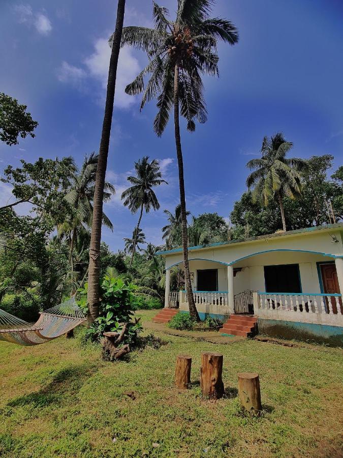 Coco Inn Goa Candolim Exterior foto